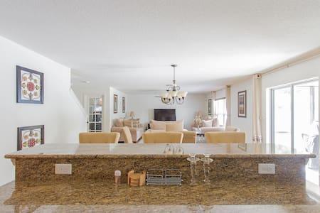 Modern 4 Bedroom House With Swimming Pool Clearwater Exterior photo